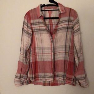Woman’s Woolrich shirt